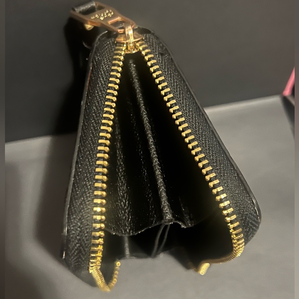 Louis Vuitton, empreinte,wallet, black,zippy coin purse. COA M60067 - Picture 7 of 16